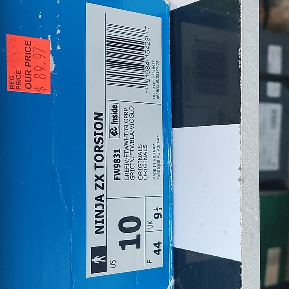 Adidas - Picture 5 of 6